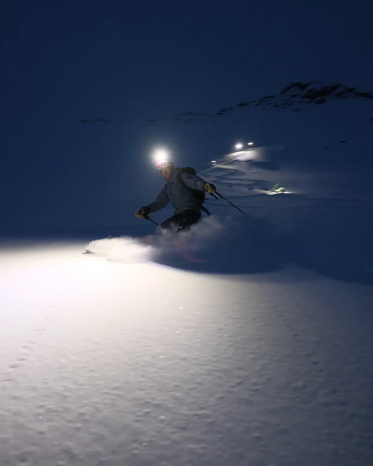 Freeski Nordnorge. Skredkurs, brekurs og topptur i Lofoten og Lyngen.
