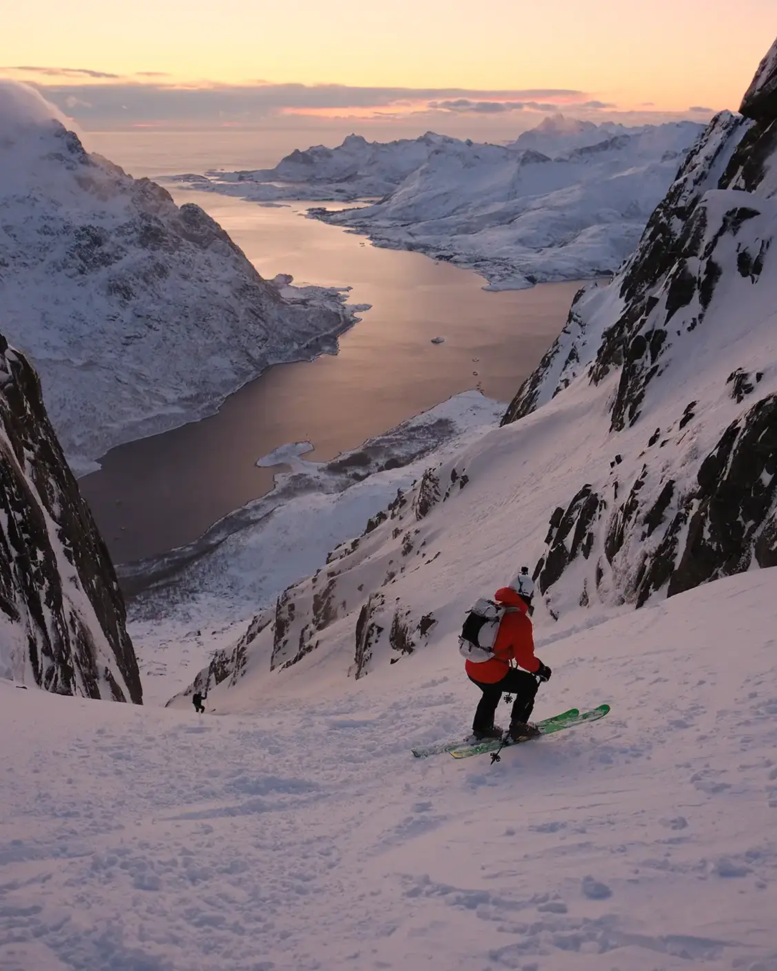 Freeski Nordnorge. Skredkurs, brekurs og topptur i Lofoten og Lyngen.