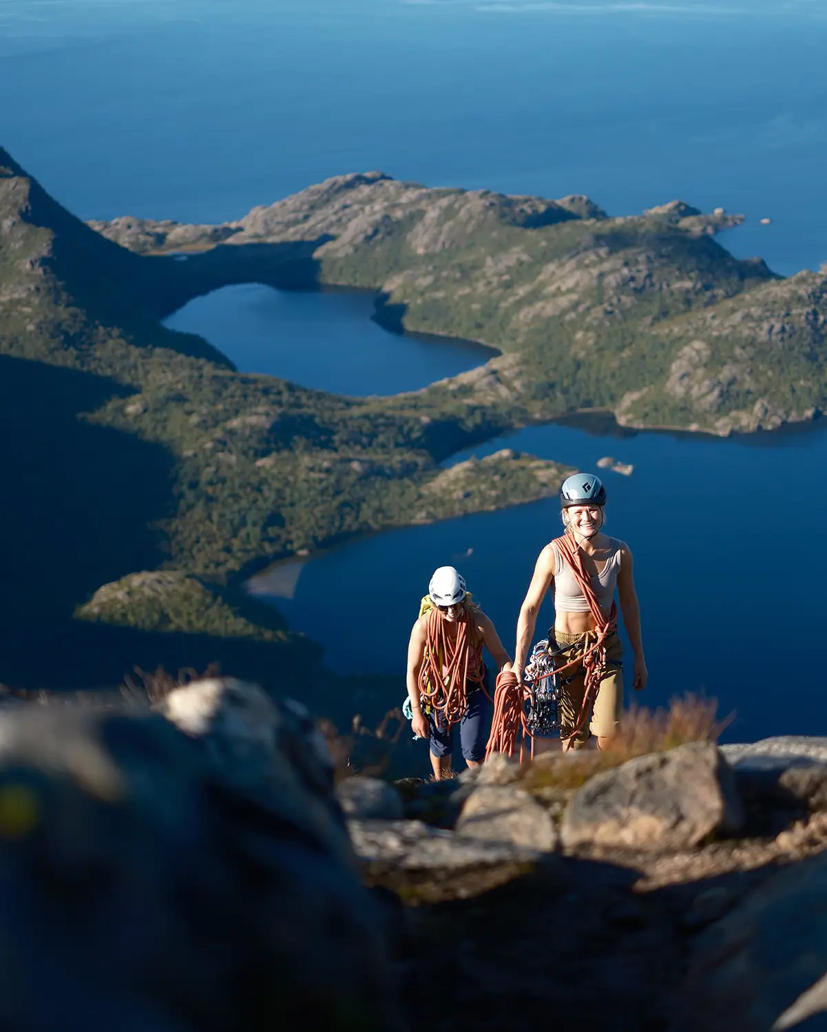 Halvårskurs. Det komplette kurs - skredkurs, klatrekurs, isklatring i Lofoten, Lyngen, Stetind og Chamonix.